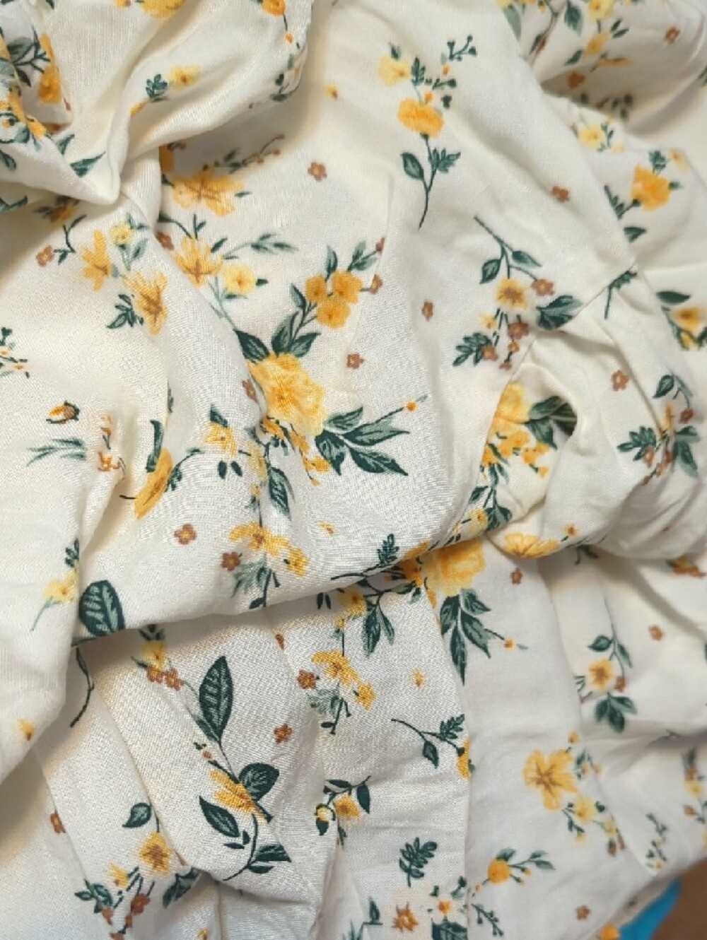 shosho Cream Maxi Skirt with Yellow Floral Print - Picture 5 of 16